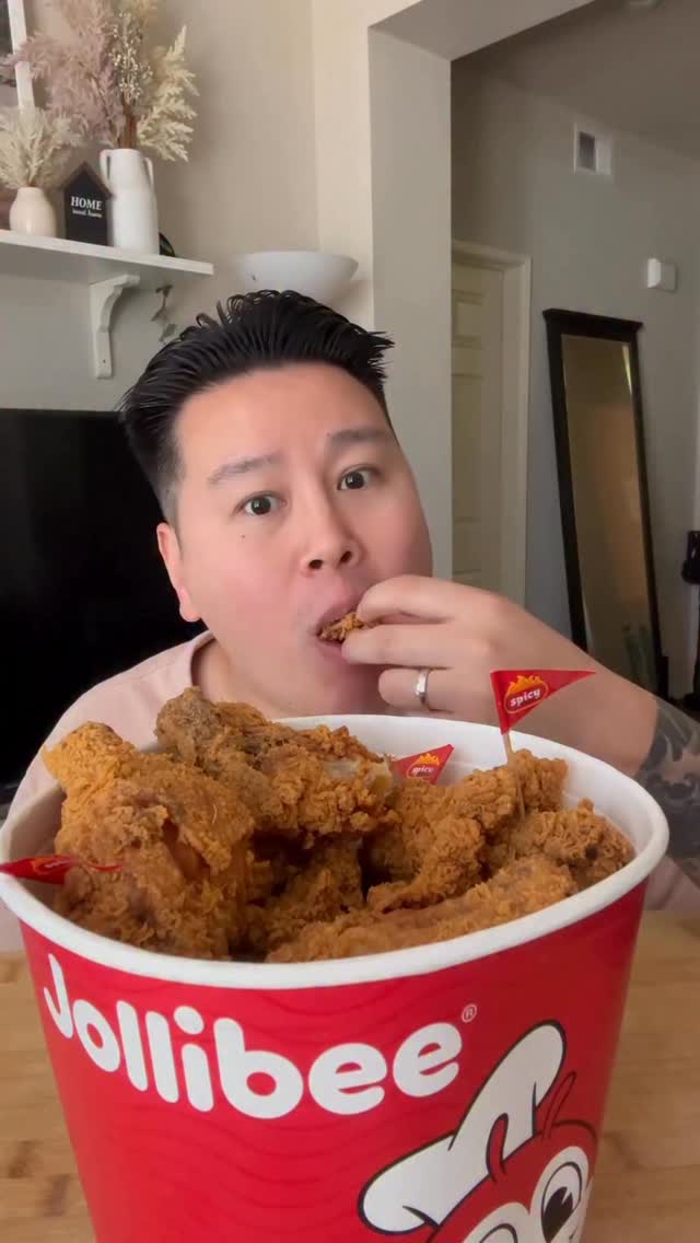 Instagram post by @mrintharriss for Jollibee US. Caption reads: top 10 most satisfying sounds ever  😋🎧❤️....