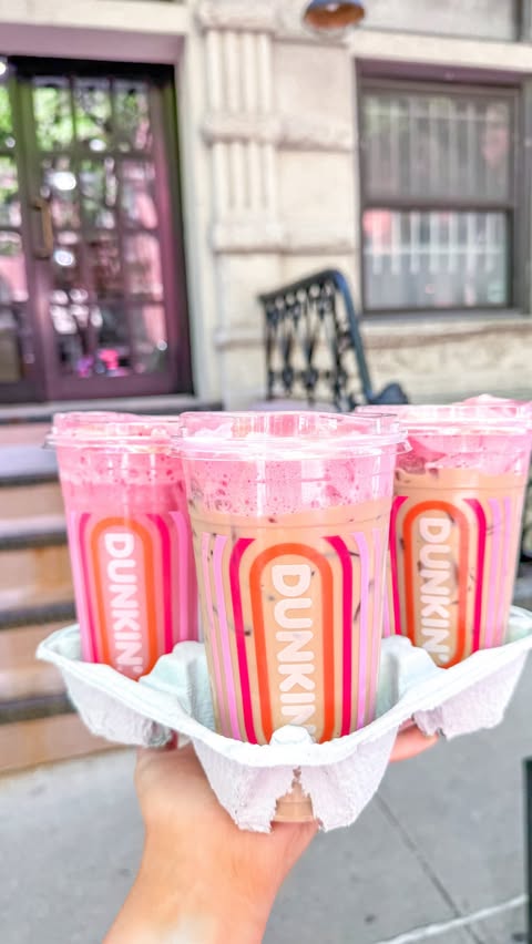 Instagram post by @thelaurennorris for Dunkin’. Caption reads: [...] but which one are you trying first?💖....