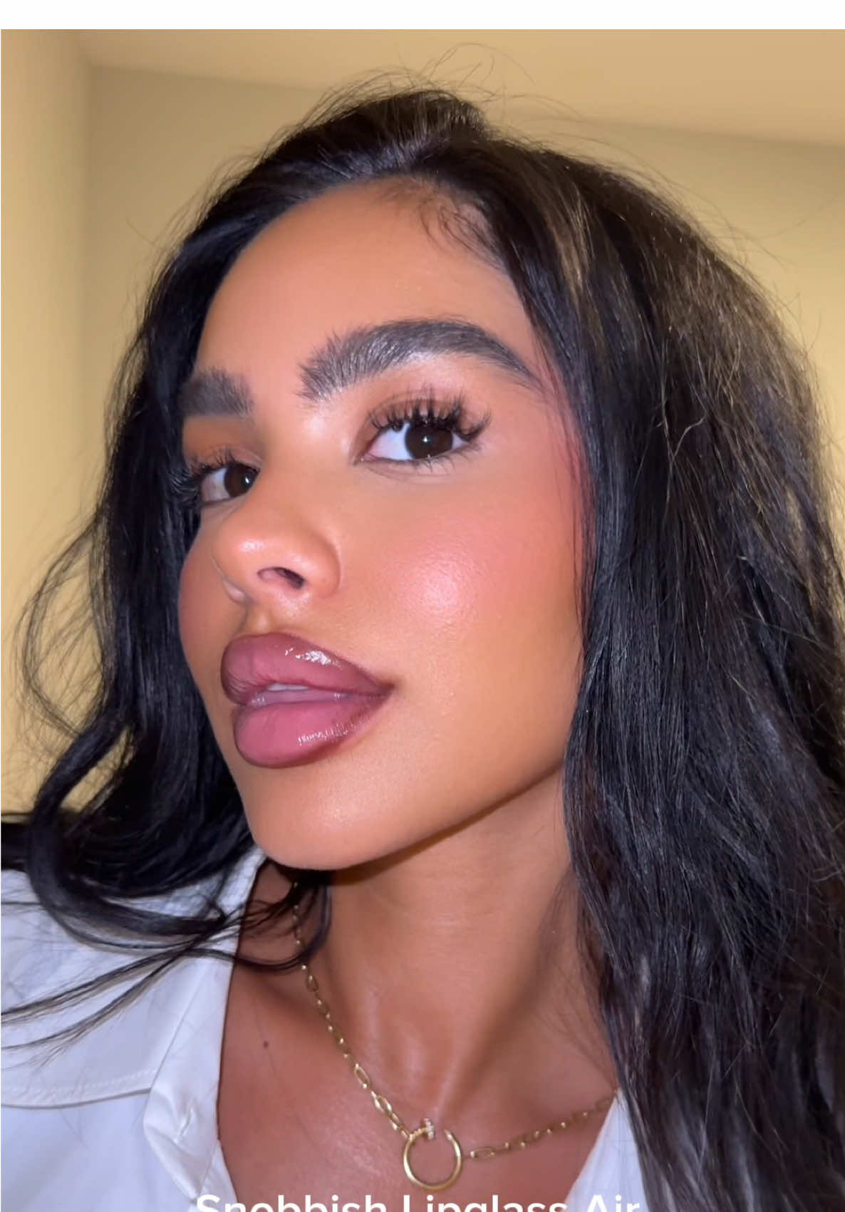 TikTok post by @amayaliacolon for maccosmetics. Caption reads: These new @maccosmetics lipglazer liners glide on....