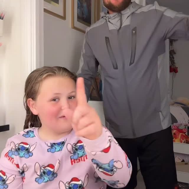 Instagram post by @daddy_and_carly for Denman Brush. Caption reads: [...] . OMG we have been spoilt again 🥹🌸....