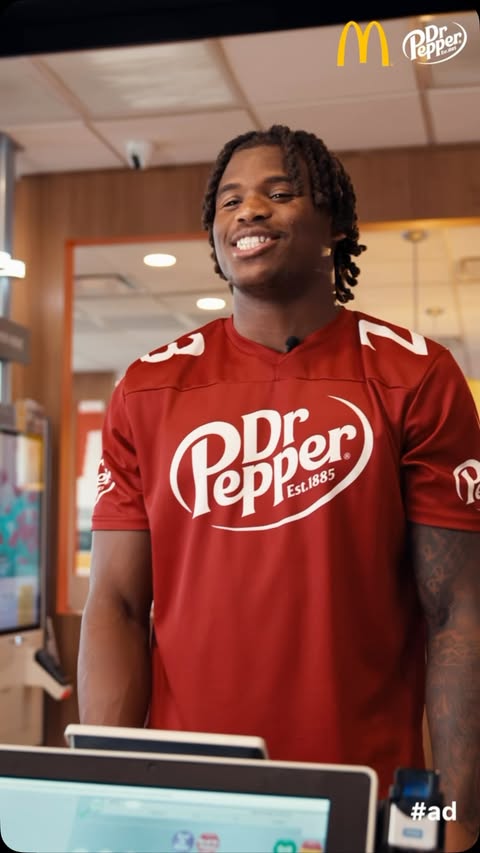 Instagram post by @wingo.4 for Dr Pepper. Caption reads: [...] even better with an ice-cold Dirty Dr Pepper....