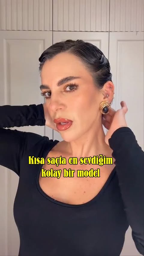 Instagram post by @pinaryaranir_ for Davines. Caption reads: Kısa saça şekil vermek daha kolay 🥳🍒 Reklam.
