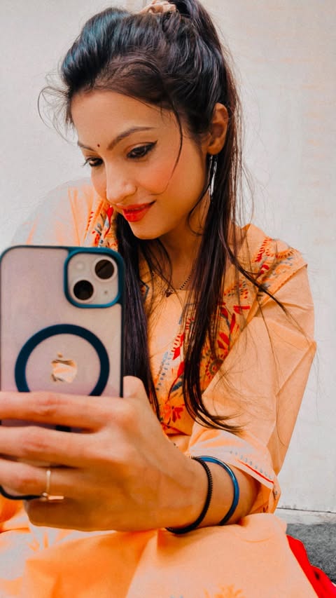 Instagram post by @colourful__poppinss for KT Professional. Caption reads: “Dive into a world of hydration bliss with KT....