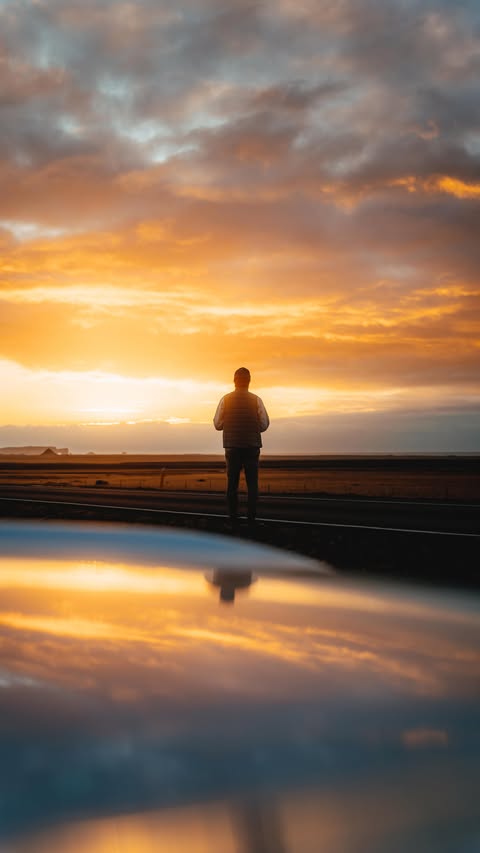 Instagram post by @maxloew for Verizon. Caption reads: [...] call just isn’t happening. But with Verizon....