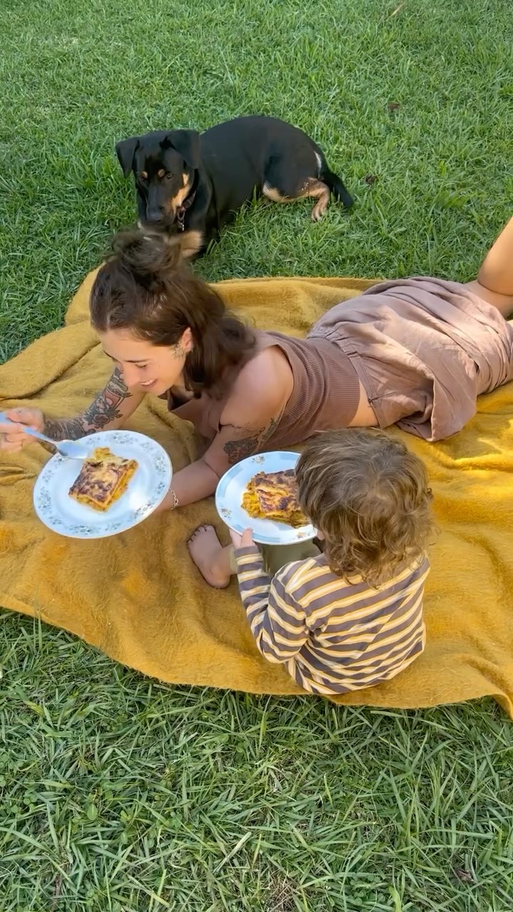 Instagram post by @mummaloki_ for Youfoodz. Caption reads: USE MY CODE : INFYE6 or Click the link in my bio....