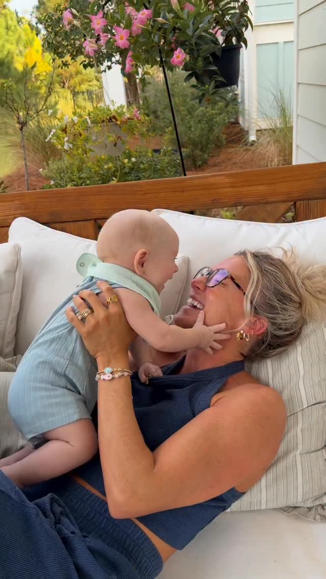 Instagram post by @joandkemp for Bobbie. Caption reads: coffee & bottles up ☕🍼 @bobbie makes it easy to....