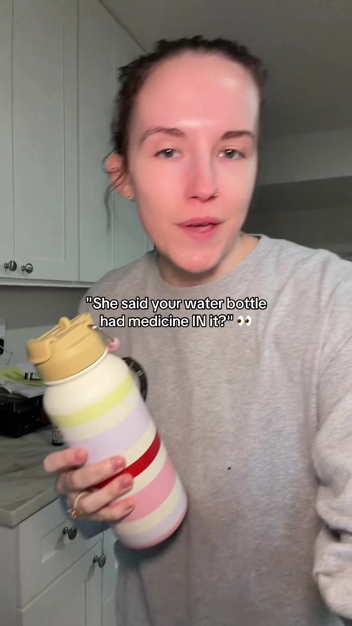 TikTok post by @cour10y_2.0 for BOTTLE BOTTLE. Caption reads: [...] this for so many different things!!....