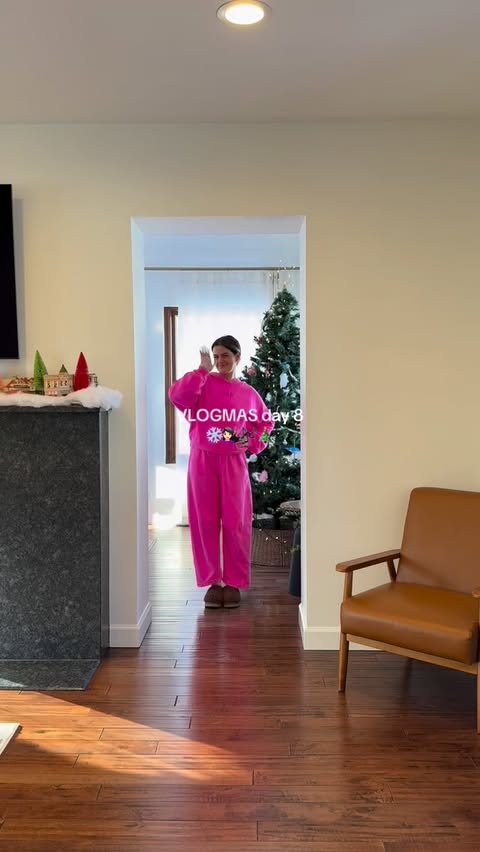 Instagram post by @alisonhavens_ for Live Nation. Caption reads: So behind on Vlogmas and editing!!! But here was a....