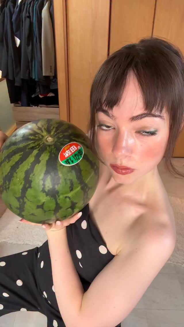 Instagram post by @klara_blanc for Byredo. Caption reads: 神宮前花火大会はいつも本当に特別でお祭りのような雰囲気🎆
毎年会社の屋上でBBQをするのですが、今....