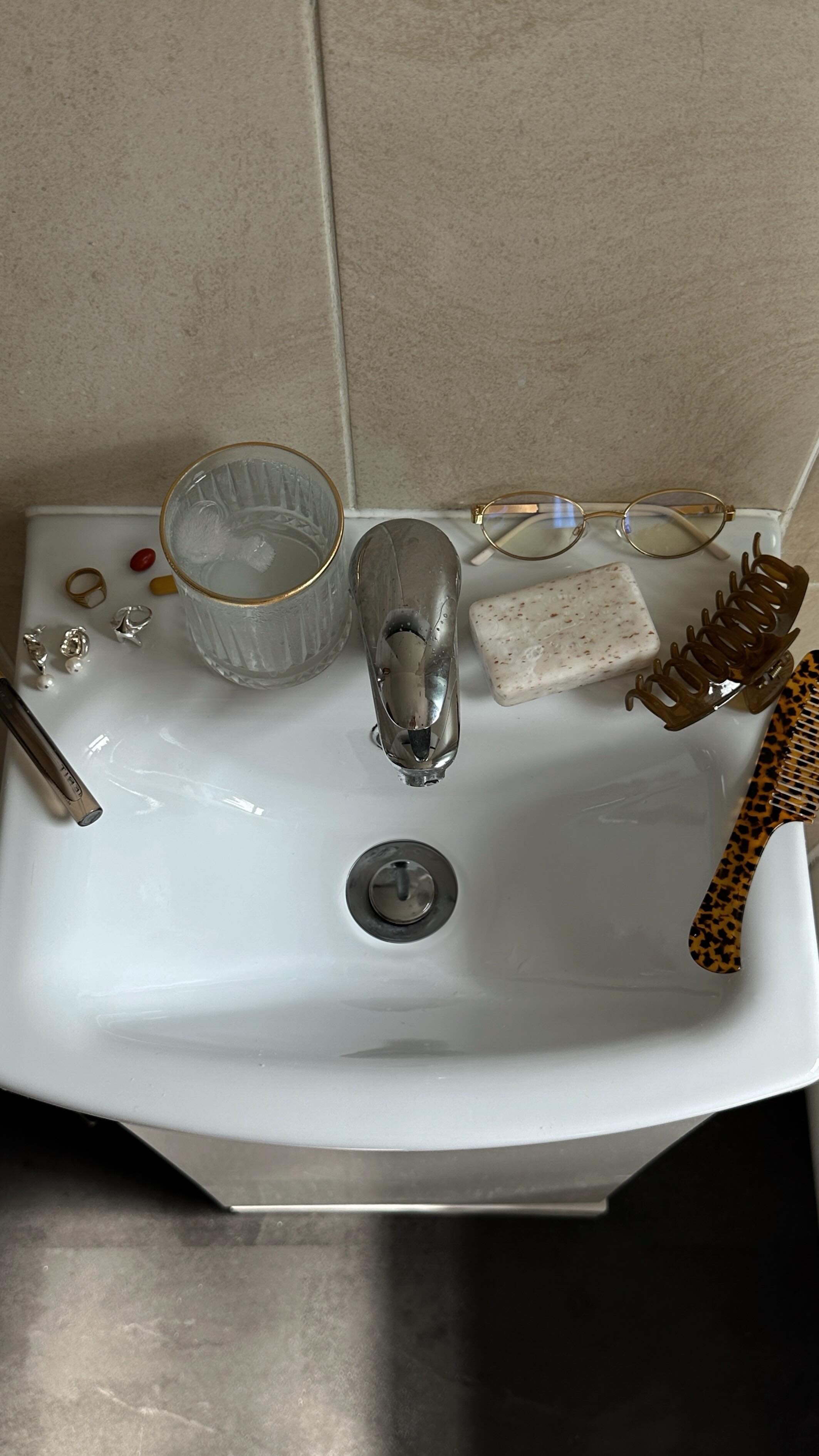 Instagram post by @hollyrebeccawhite for Perfectil. Caption reads: AD | My summer glow-up secret? These....