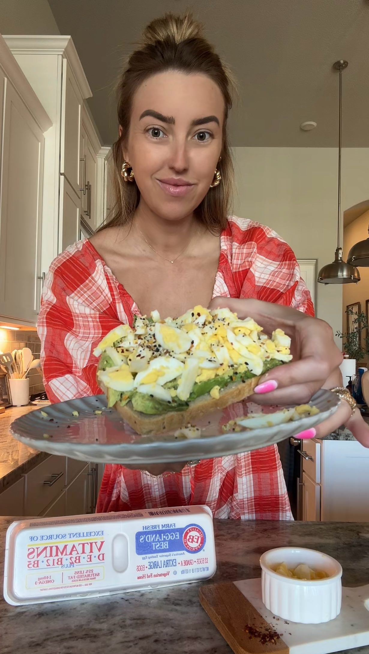 Instagram post by @laurentoppe for Eggland's Best. Caption reads: Protein Avocado and Egg Toast ⁣
⁣
A great....