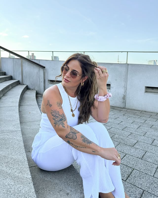 Instagram post by @krissiklr for PAUL VALENTINE. Caption reads: Weekend in Hh ⚓️🤍🌞

#throwback #summer....