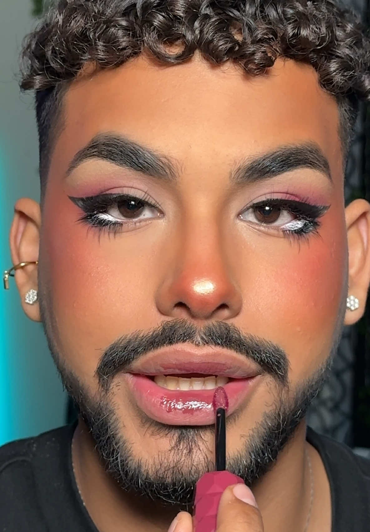 TikTok post by @luisdelmar9 for Alamar Cosmetics. Caption reads: [...] stain moment 🩷 @Milani Cosmetics @Alamar....