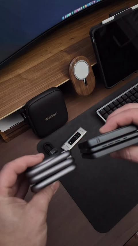 Instagram post by @setup_dad for Aurzen. Caption reads: [...] ! 📽️🎞️

This little powerhouse by Aurzen....