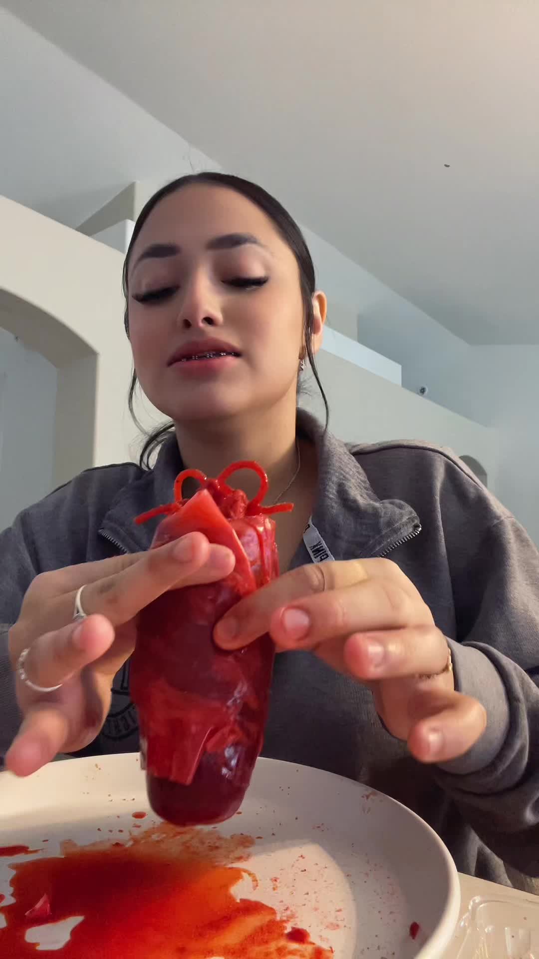 TikTok post by @danitza.neylin for Bussin Snacks. Caption reads: [...] #fypシ #foryoupage @Bussin Snacks.