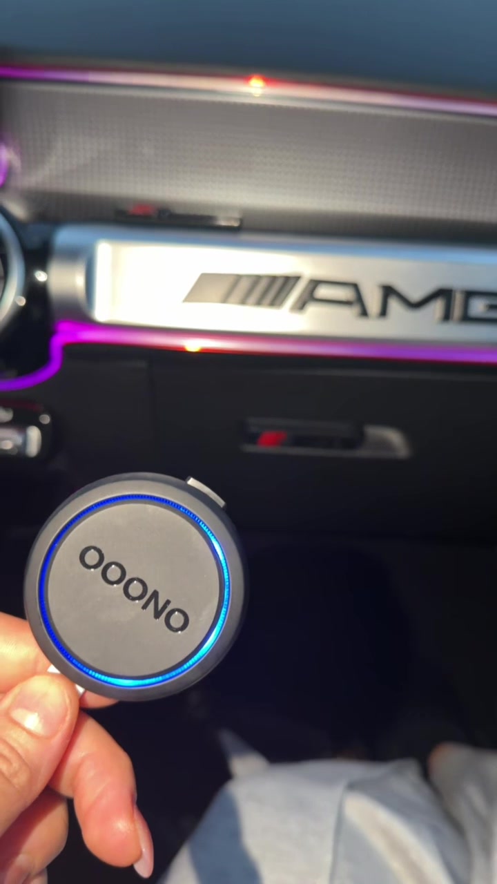 TikTok post by @nargis_hossaini for OOONO. Caption reads: @OOONO #ooono #unboxyourdeals [...].