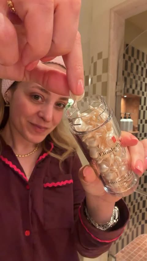 Instagram post by @fleurdeforce for Elizabeth Arden. Caption reads: [...] ☀️ Thank you so much to @ElizabethArden for....