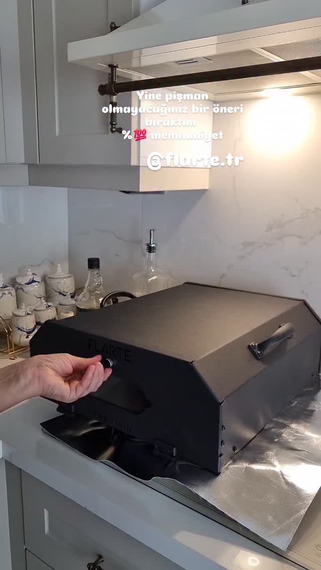 Instagram post by @zarifbloger for hepsiburada. Caption reads: #TaşFırınLezzeti
#EvdeTaşFırın
#OcakÜstüTaşFırın
#....