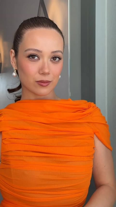 Instagram post by @melissa.hernandez for CHANEL. Caption reads: [...] @melissa.hernandez using @chanel.beauty....