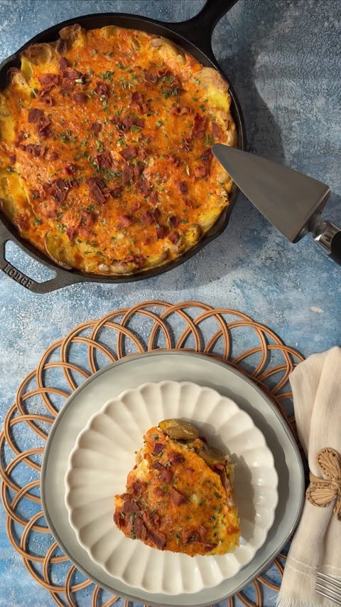 Instagram post by @mombunsandcaffeine for Eggland's Best. Caption reads: [...] a tasty, gluten-free option. I use....