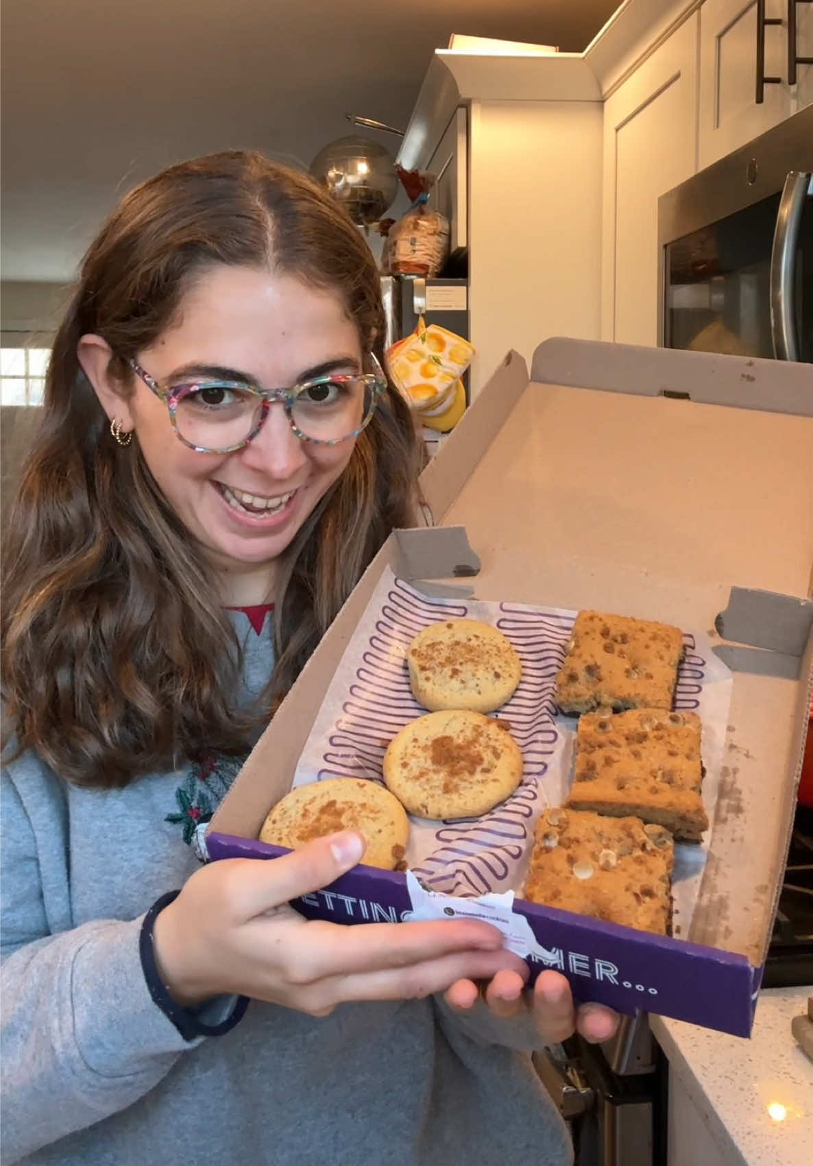TikTok post by @_gloyoyo_ for Insomnia Cookies. Caption reads: a snack & a coffee to match with @insomniacookies....