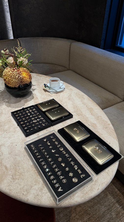 Instagram post by @gretalouisetome for Hourglass Cosmetics. Caption reads: Obsessed with my new favorite @hourglasscosmetics....