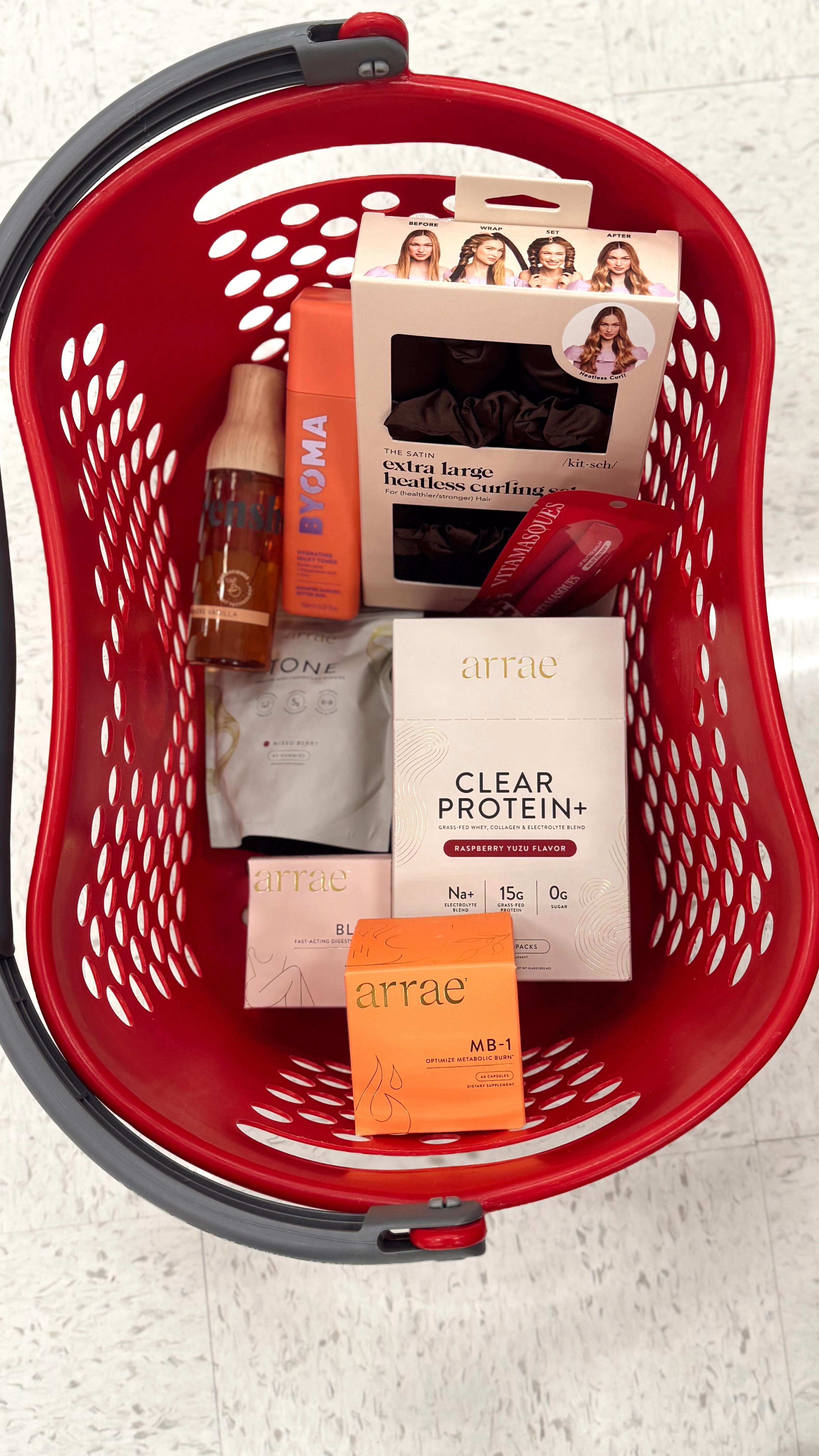 Instagram post by @best.of.target for Arrae. Caption reads: [...] out and let me know what you think! 🎯....