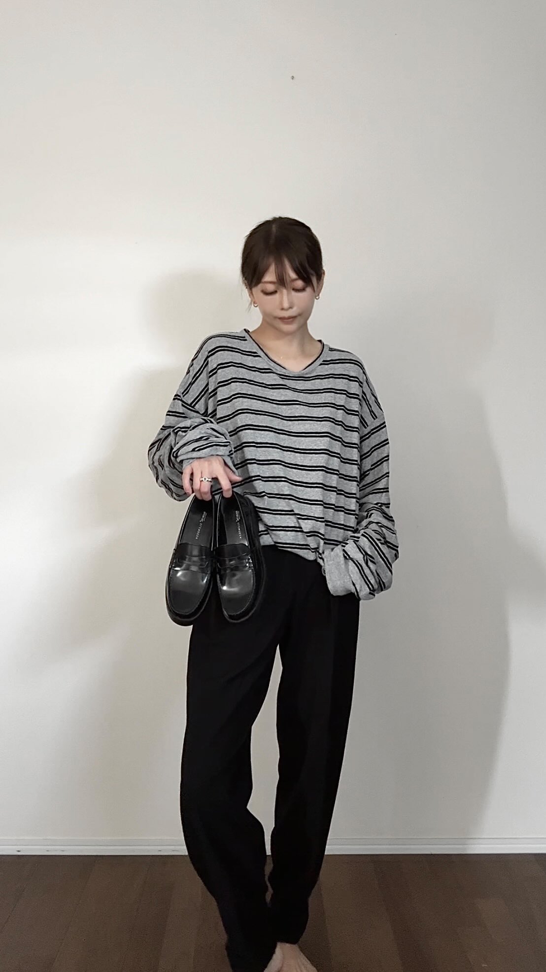 Instagram post by @sayaka__sea for ELENDEEK. Caption reads: elendeek ×....