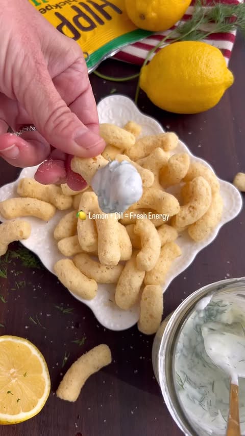 Instagram post by @farmacyrevolution_ for Hippeas. Caption reads: [...] dip and paired it with my favorite HIPPEAS....