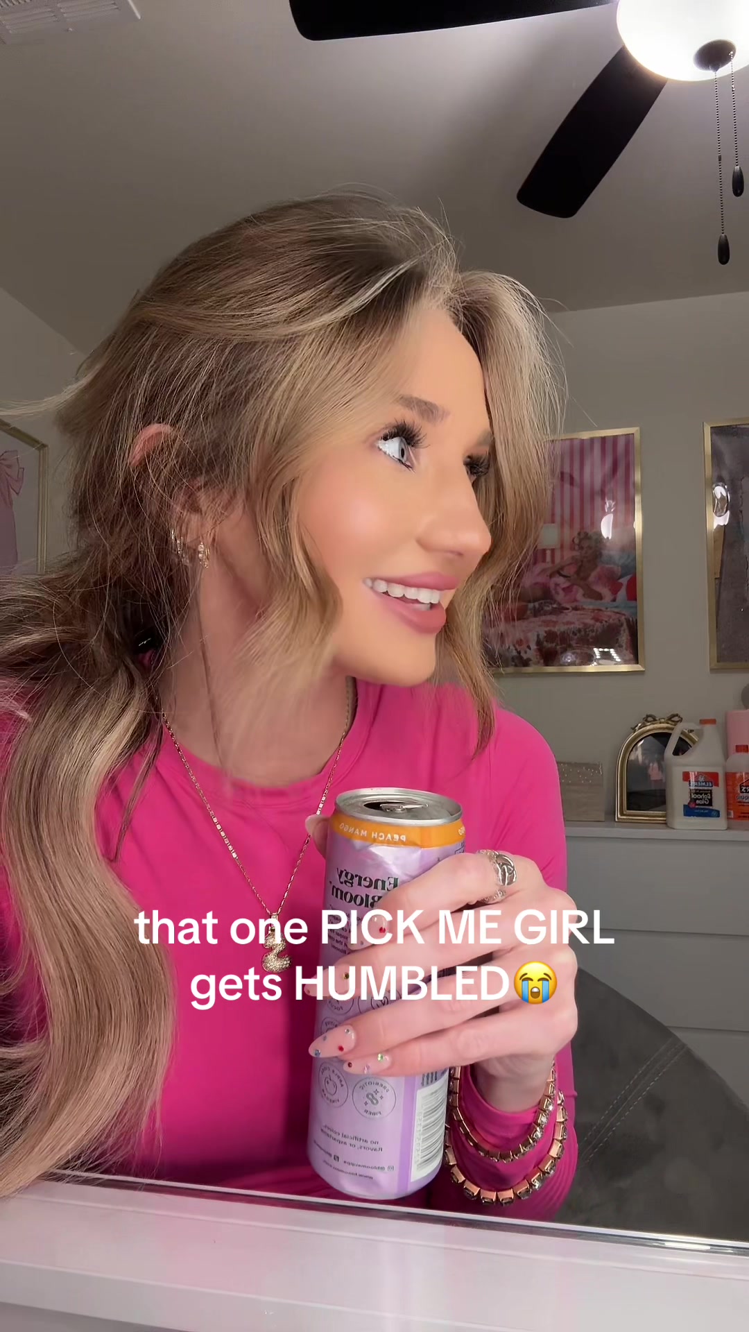 TikTok post by @sydneyrenayeverhart for Bloom Nutrition. Caption reads: [...] #thatonegirl #bloompartner @Bloom Nutrition.