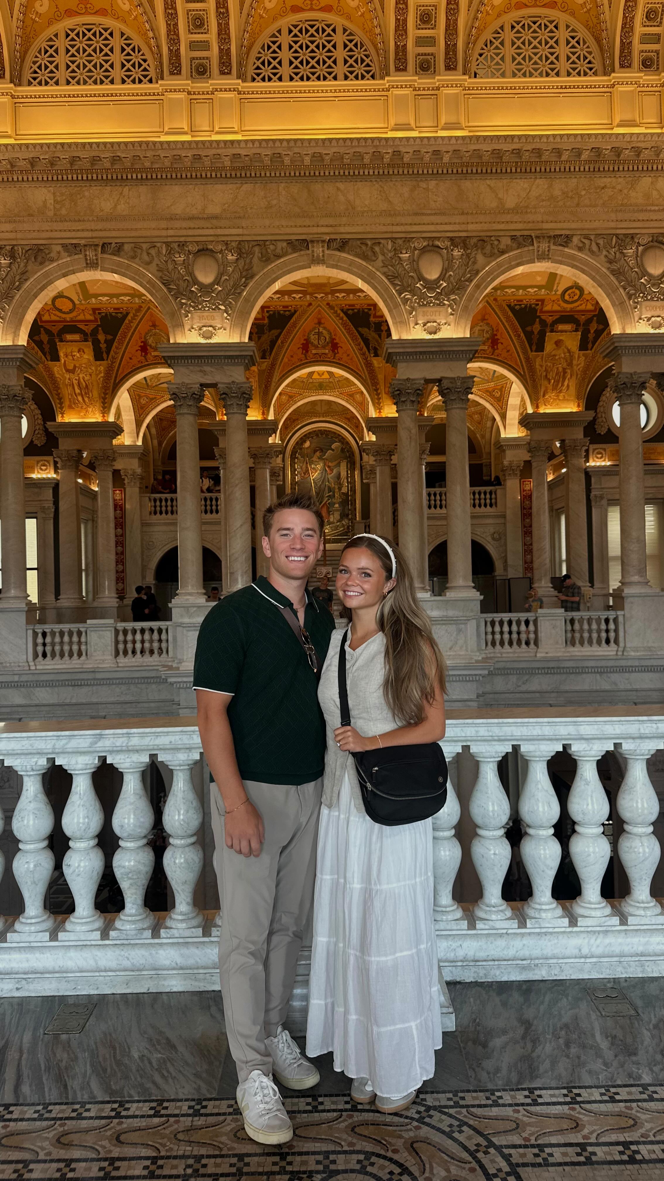 Instagram post by @isabelhallowshawkes for Banana Republic Factory. Caption reads: [...] unfortunately😅 but we love....