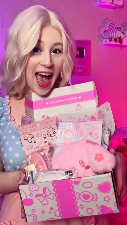 Instagram post by @marsunderthestars for Kawaii Box. Caption reads: [...] in the sanrio rankings hehehe! also Kawaii....