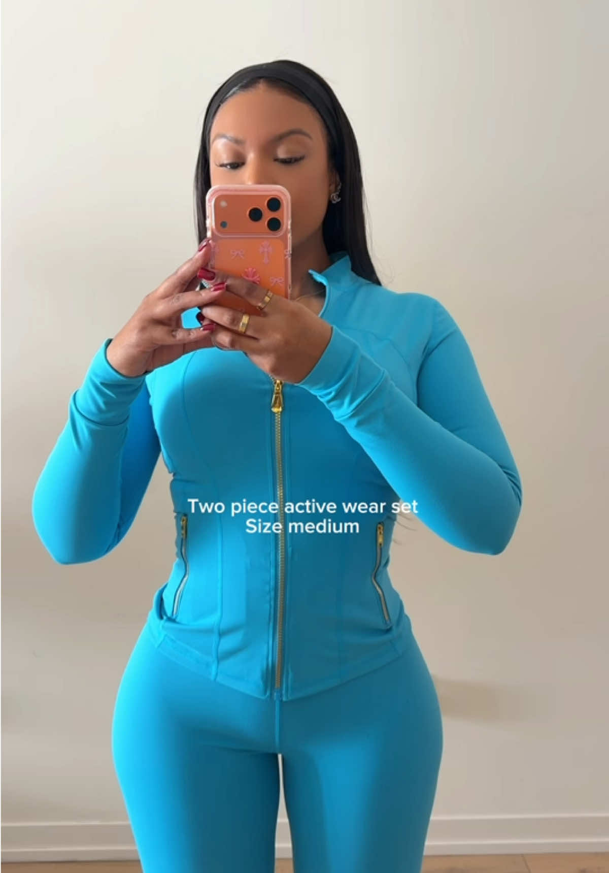 TikTok post by @kaayladee for Uncia Active. Caption reads: 🩵 @Uncia-Active #tiktokmademebuyit.
