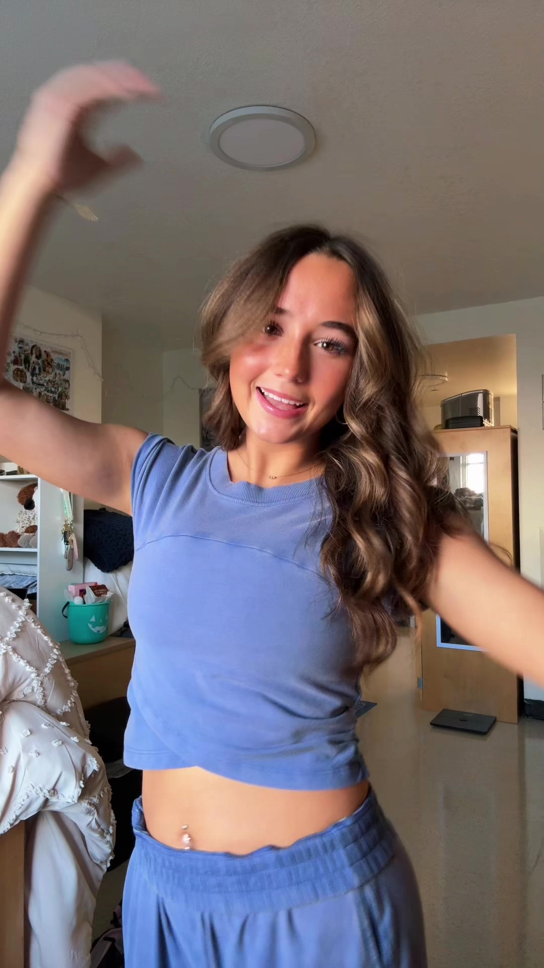 TikTok post by @h4nnahmae for Free People. Caption reads: drafty #fyp #matchingset #freepeopleset @Free....