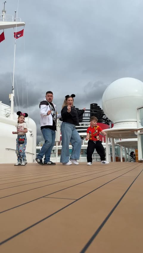 Instagram post by @breanneallarie for Disney Parks. Caption reads: [...] silence! @disneycruiseline @disneyparks....