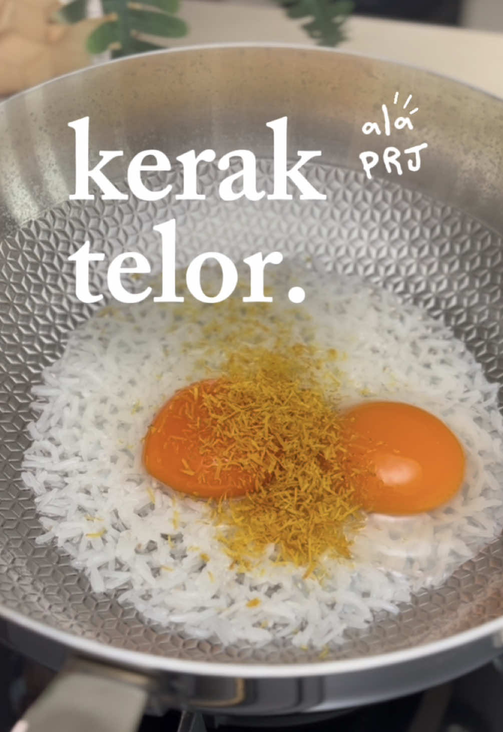 TikTok post by @marianesia4 for Steincookware. Caption reads: [...] rumahan + wok stainless steel nya....