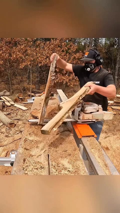 Instagram post by @foxridgeslabs for RZ Mask. Caption reads: [...] my lungs with the RZM3 mask from @rzmask .....