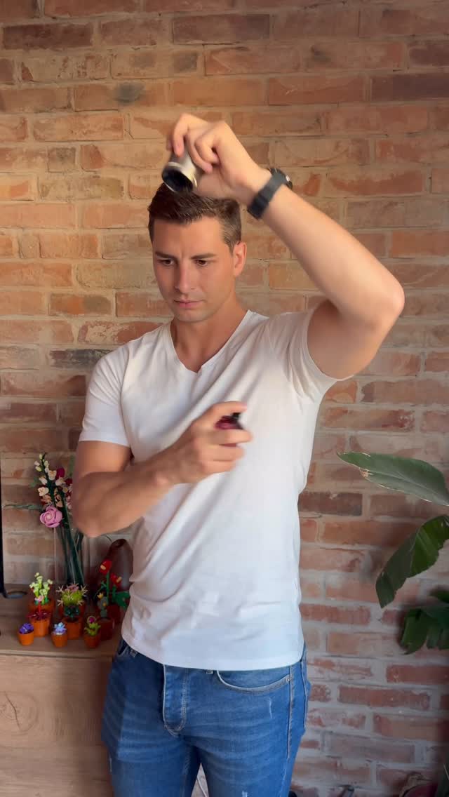 Instagram post by @konrad_grb for Notino. Caption reads: Znasz to uczucie, gdy mówisz swojemu chłopakowi,....