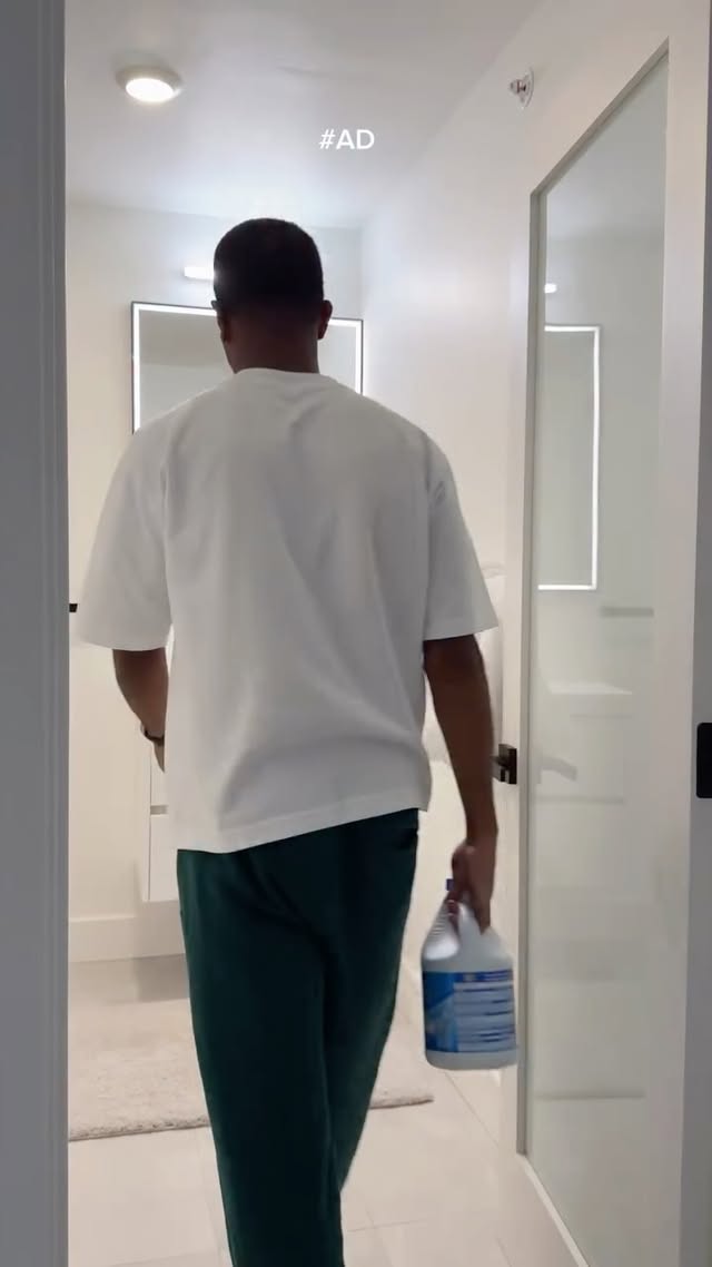 Instagram post by @itstregreen for Clorox. Caption reads: #ad Me 🤝 a good seasonal reset with @clorox....