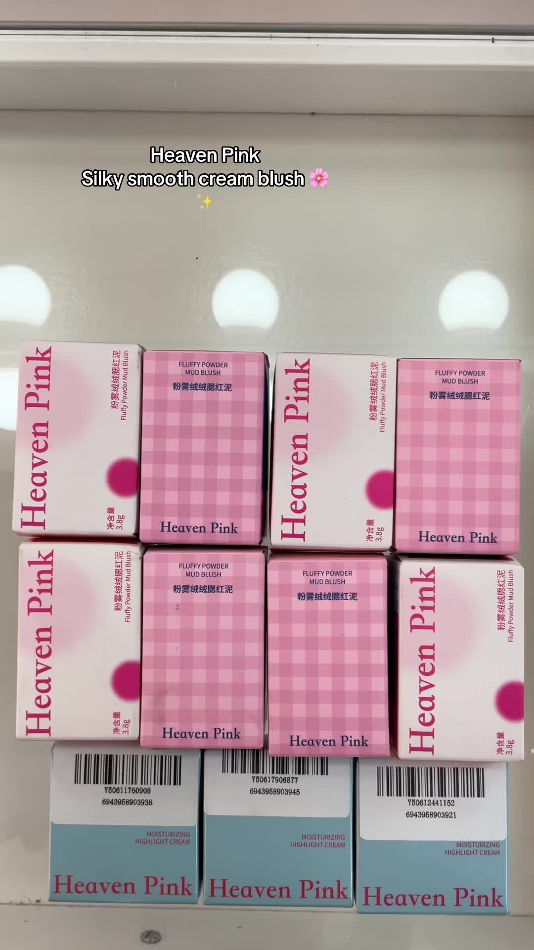 TikTok post by @merlyyynns for Heaven Pink. Caption reads: Hermosos 😍 @Heaven Pink #heavenpinkblush....