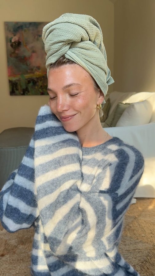 Instagram post by @crimsonmitchell for Crown Affair. Caption reads: [...] because once you try it, you get it.....