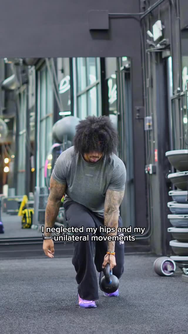 Instagram post by @thefitkingg for Alpha Lion. Caption reads: [...] it’s with weights or on the run. .....