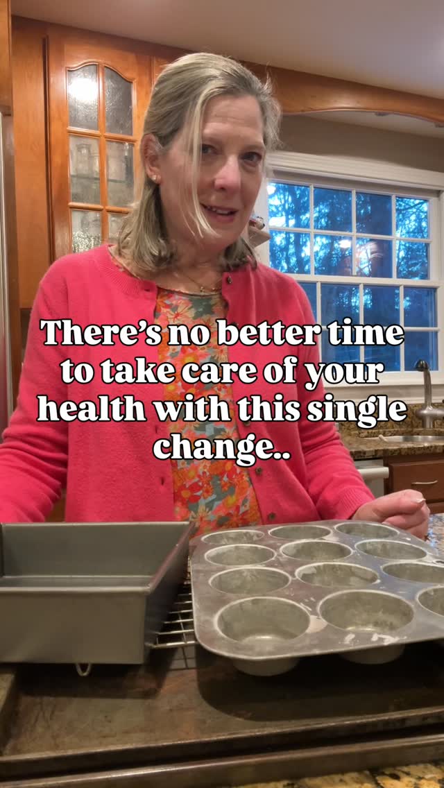 Instagram post by @riskyandthegiantpeach for Caraway Home. Caption reads: It’s amazing what a pan upgrade can do for your....