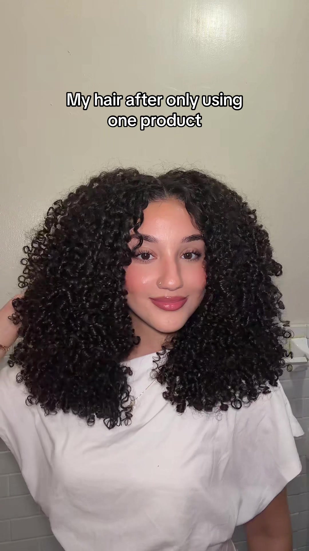 TikTok post by @amiiiraaaa2 for MICHE Beauty. Caption reads: @MICHE Beauty gel to foam is really that girllll!....