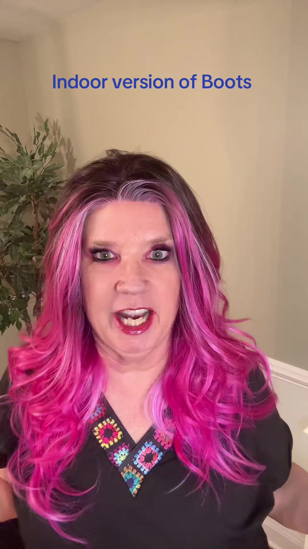 TikTok post by @dialysisnursetraveler for Chelsey Smith Cosmetics. Caption reads: #prettyinpink #syntheticwig #freeparting....