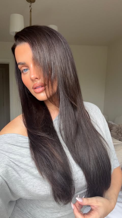 Instagram post by @rachleary for ghd hair. Caption reads: me 🤝🏼 a sleek flicky blow out the @ghdhair....