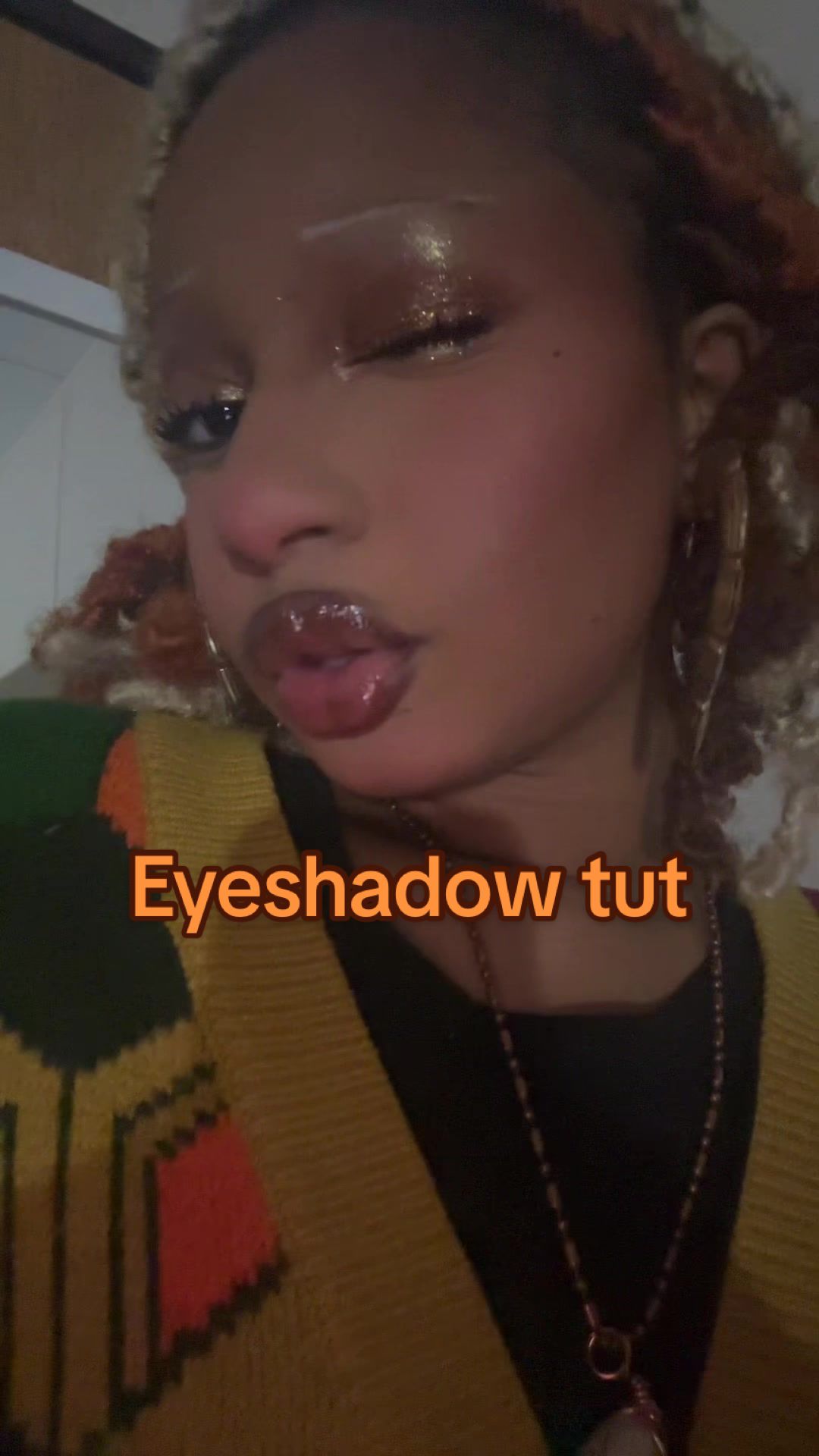 TikTok post by @supchloe_ for Yva Expressions. Caption reads: [...] #viral #eyeshadow #glitter @Yva Expressions....