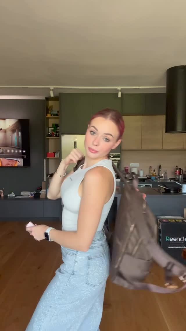 Instagram post by @gajahribernik for SWYbrand. Caption reads: [...] izdelke! | Oglas, Swy brand d.o.o. #swybrand.