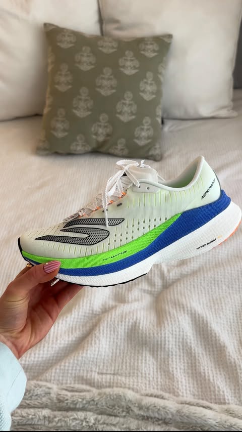 Instagram post by @oliviasmithfit for SKECHERS. Caption reads: [...] how lightweight and responsive the @skechers....