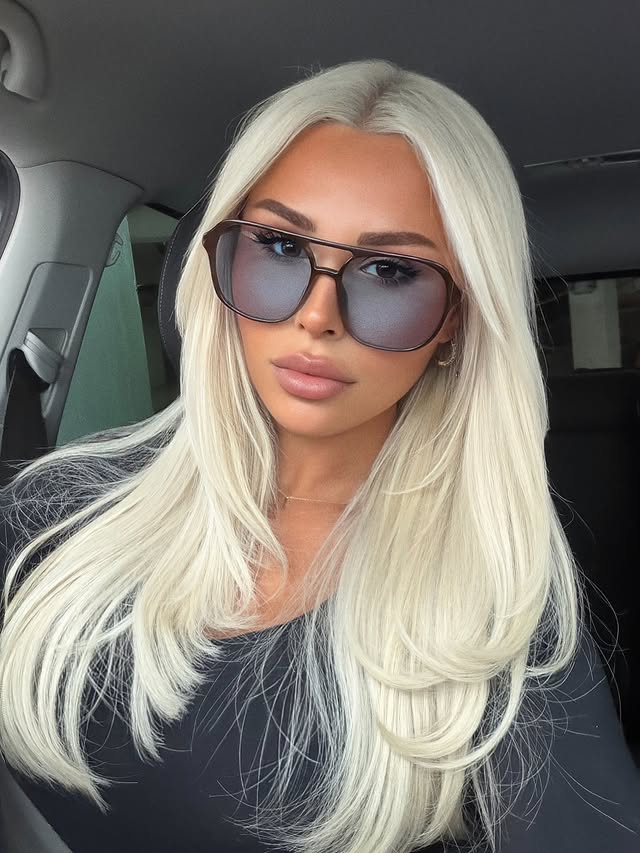 Instagram post by @iremrba for Elegance-Hair. Caption reads: 🩵 | Ad 10% auf alle Extensions von....
